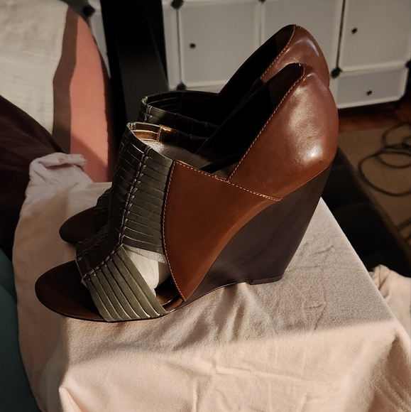 BNWOB CHARLES DAVID OPEN TOE WEDGE SHOES - Picture 2 of 14